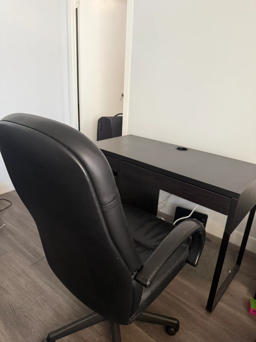 IKEA Desk - Dark Brown with free chair - photo 2