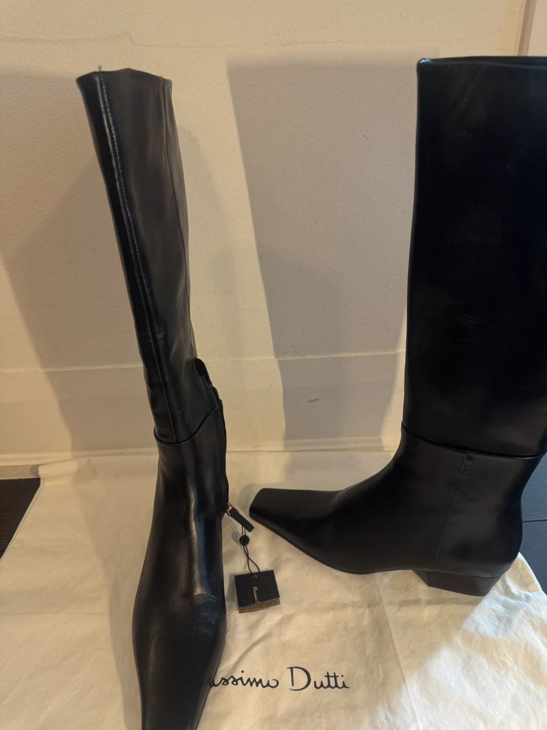 Massimo Dutti Black boots