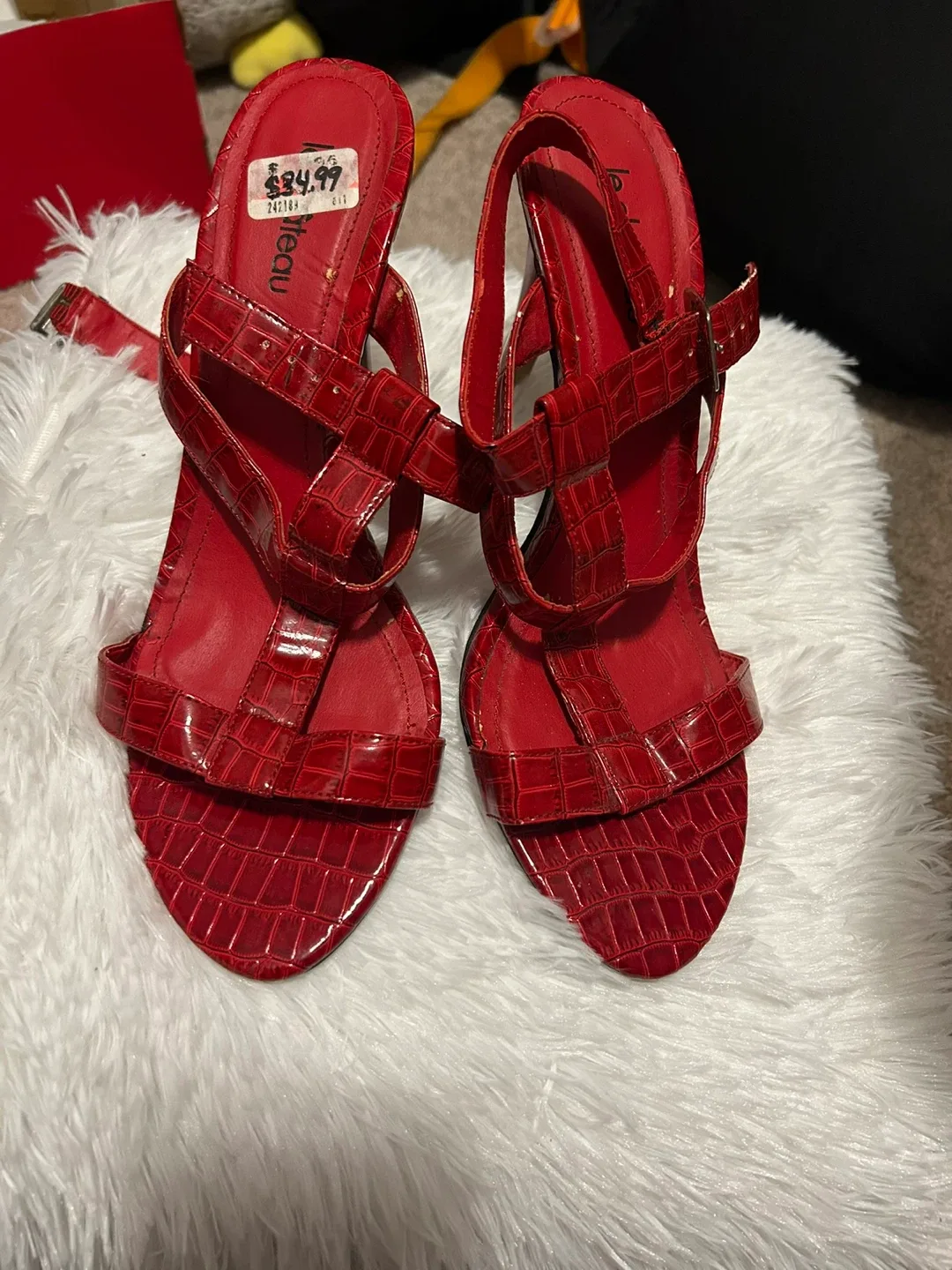 Assortment of Women’s Shoes image indicator(3)