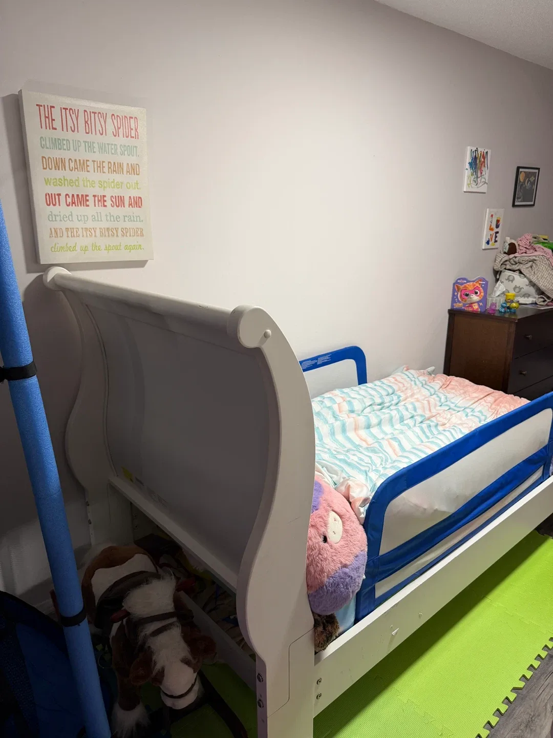 White Sleigh Bed Frame - Twin Size image indicator(4)