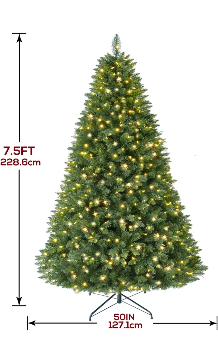 Pre-Lit Kensington Pine Christmas Tree - 7.5 ft image indicator(2)