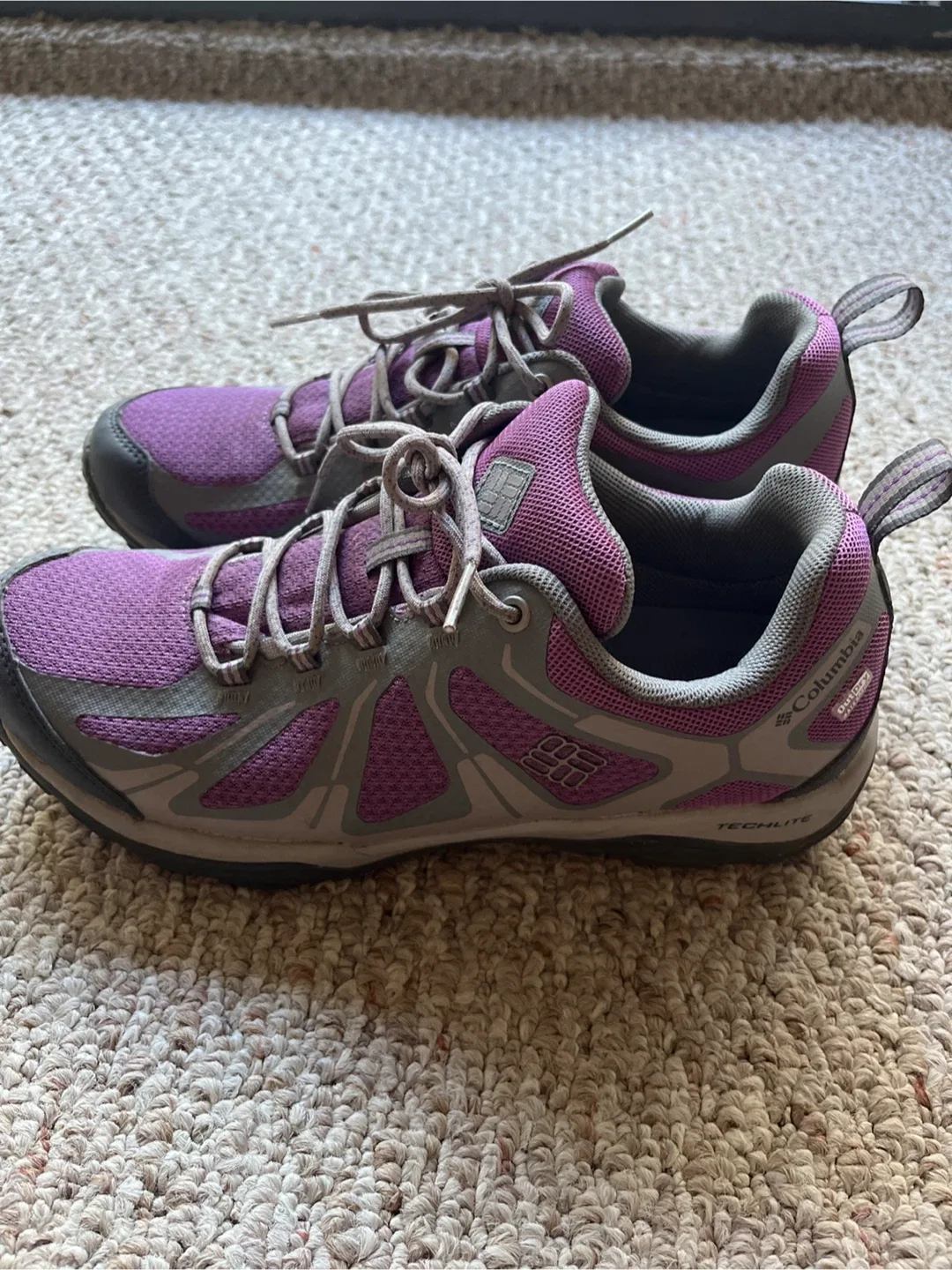 Columbia Techlite Hiking Shoes, Size 9.5 image indicator(3)