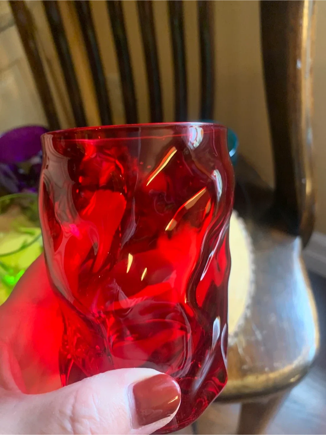 Set of 4 Unique Coloured Drinking Glasses image indicator(3)