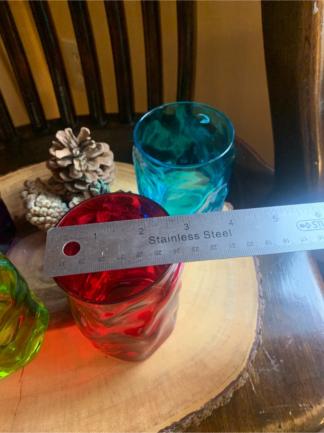 Set of 4 Unique Coloured Drinking Glasses image indicator(8)