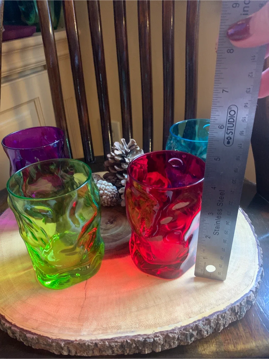 Set of 4 Unique Coloured Drinking Glasses image indicator(7)