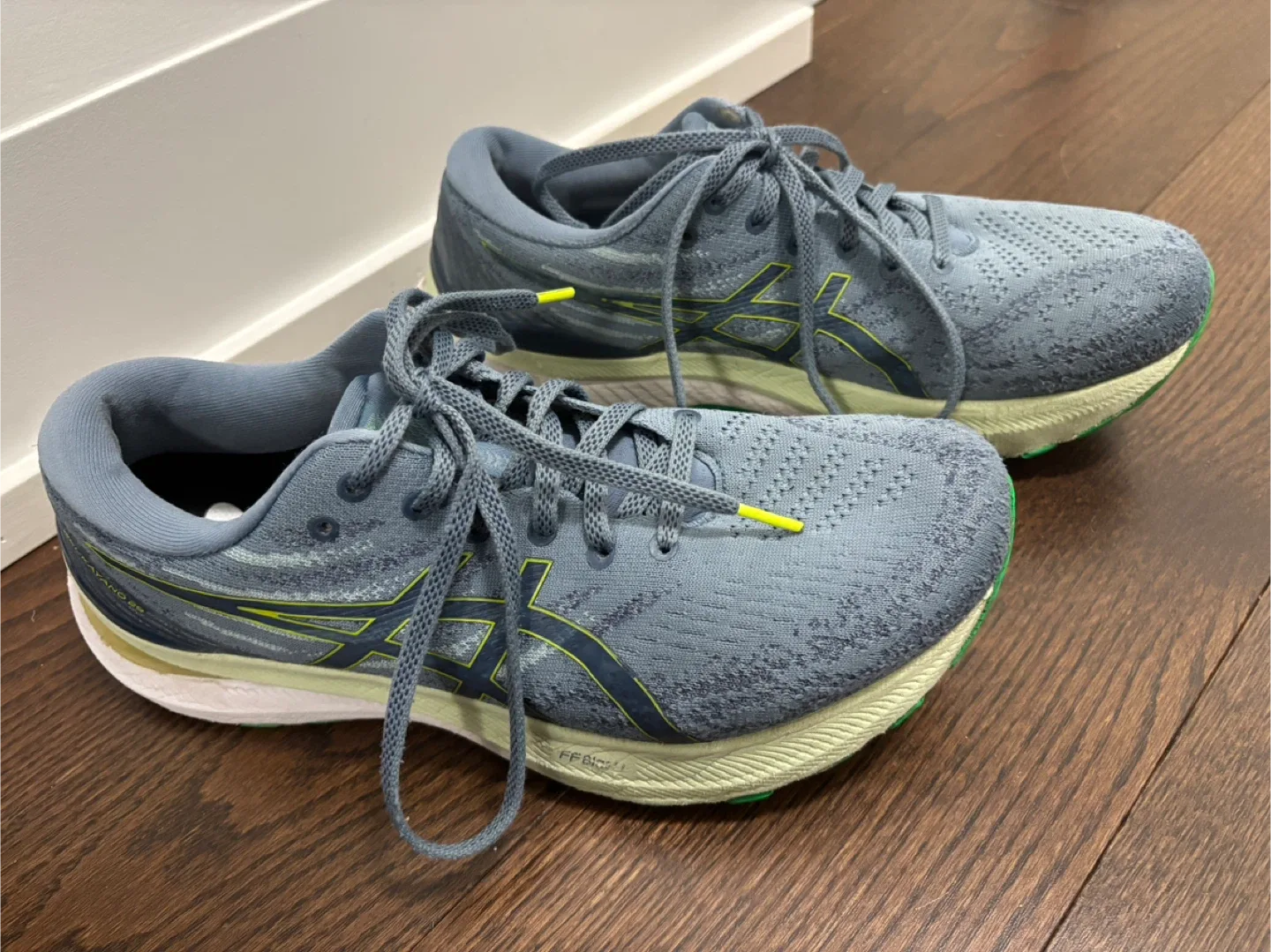 ASICS Gel Kayano 29 Running Shoes ~ Size 9.5