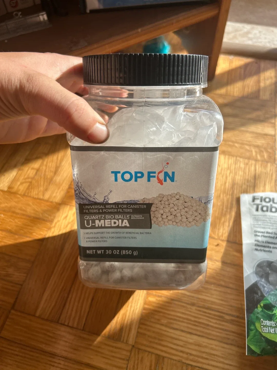 Seachem Flourish Tabs open pack+ Top Fin Bio Balls image indicator(3)