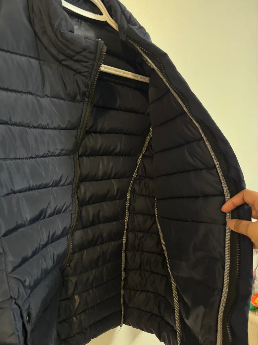 Puffer Jacket - Navy Blue (Medium) image indicator(2)