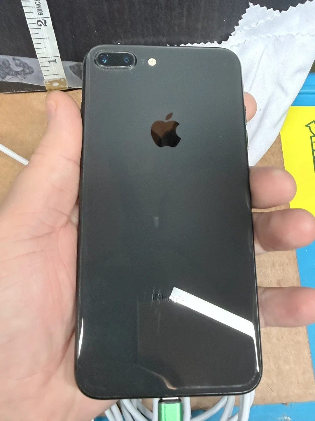 iPhone 8 Plus 64GB - Excellent Condition