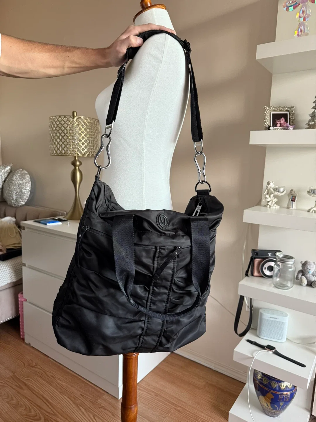 Lululemon Black Tote Bag image indicator(10)