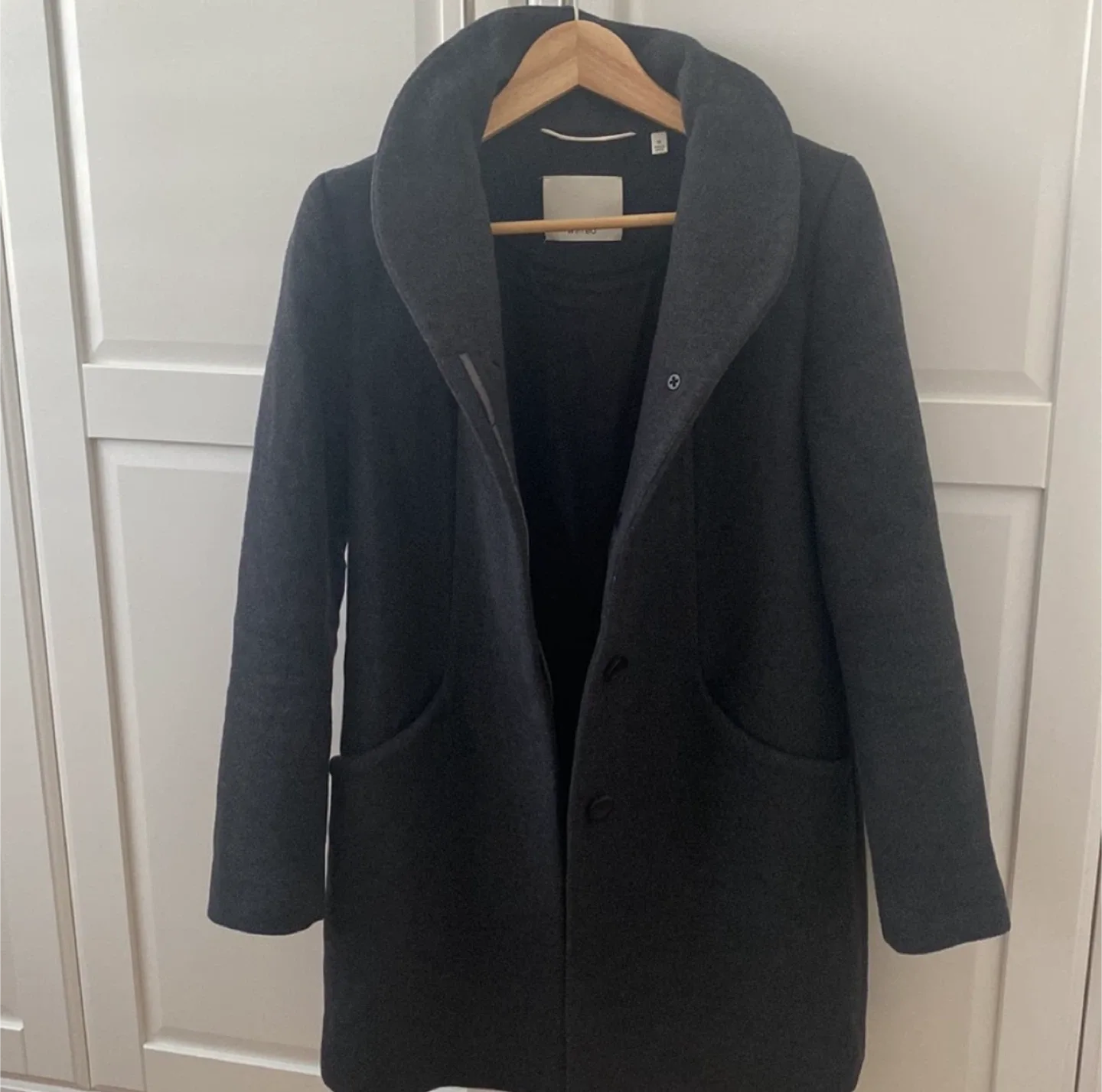 Wilfred Cocoon coat image indicator(3)