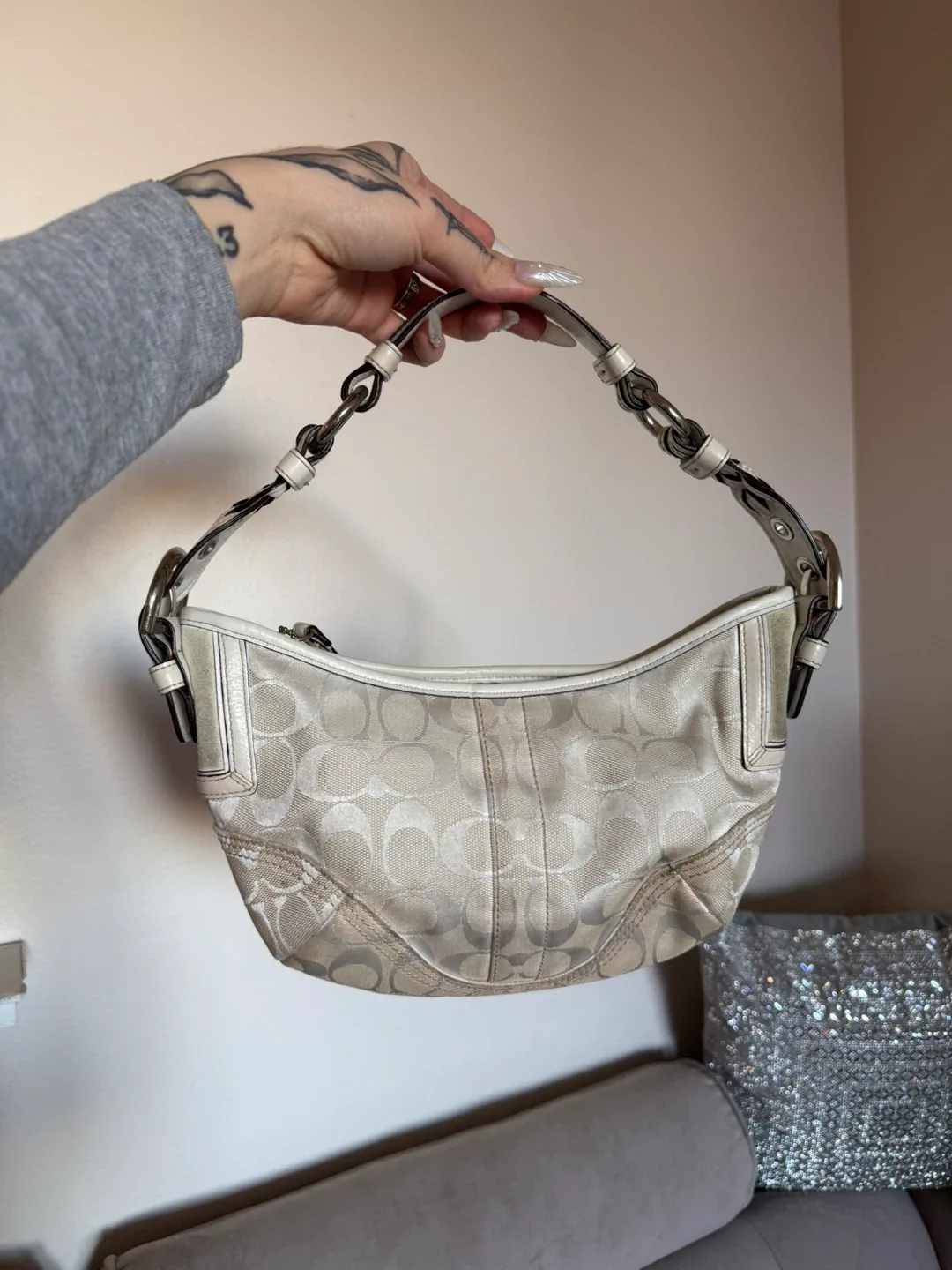 Coach Signature Demi bag image indicator(2)