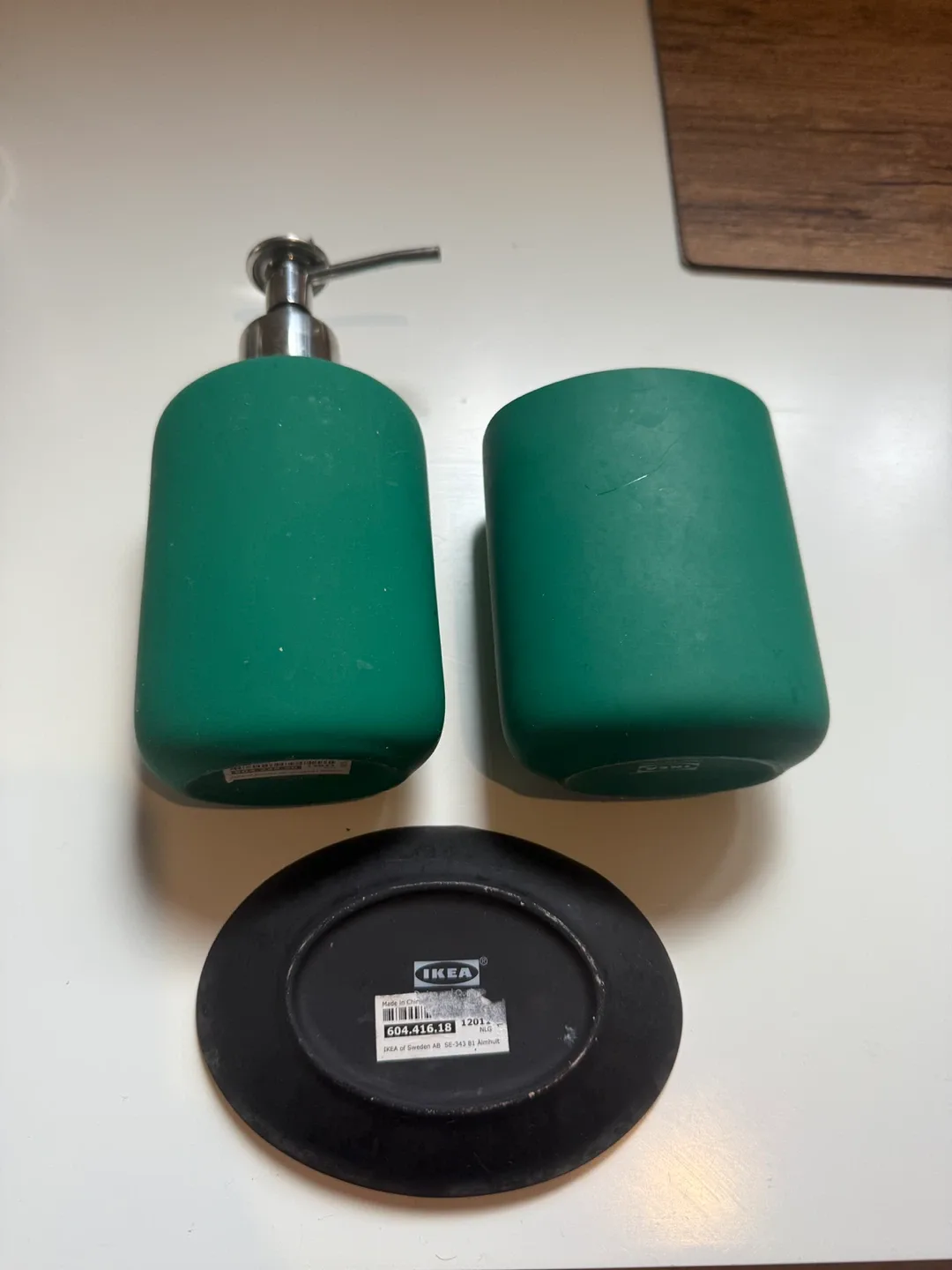 IKEA 3-Piece Bathroom Set - Green & black