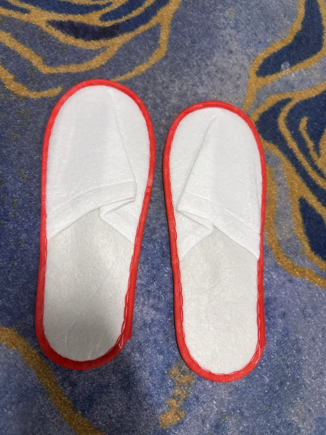 New Disposable Slippers - 20 pairs for $6 image indicator(3)