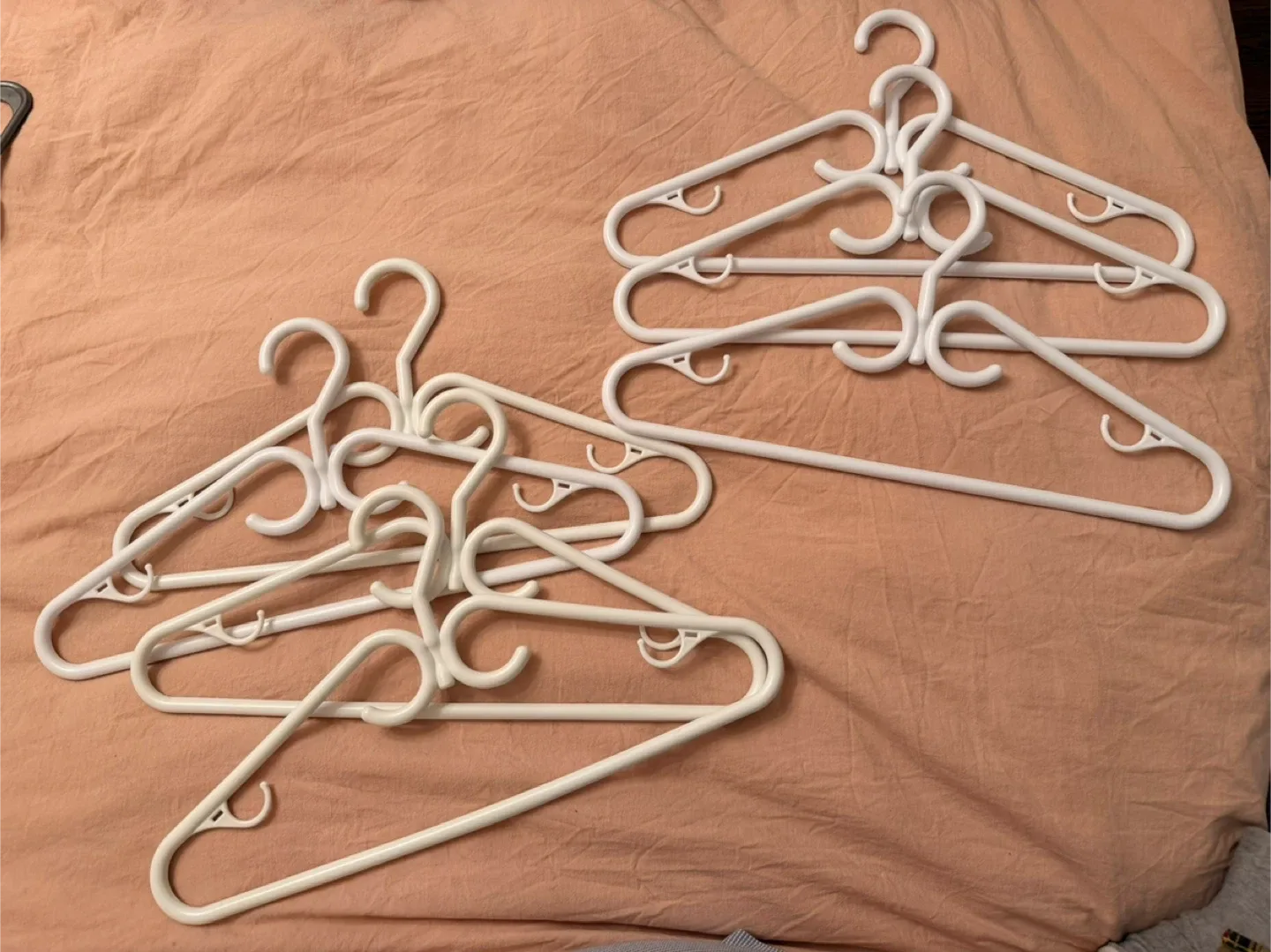 White Clothes Hangers image indicator(3)