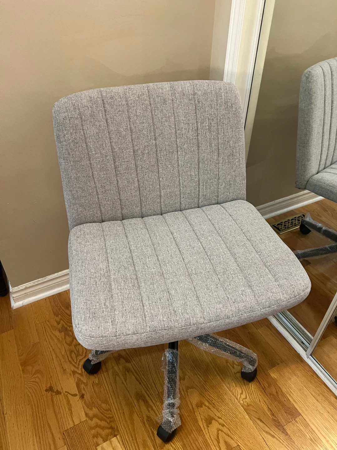 Grey Office Chair - Brand New - photo 2