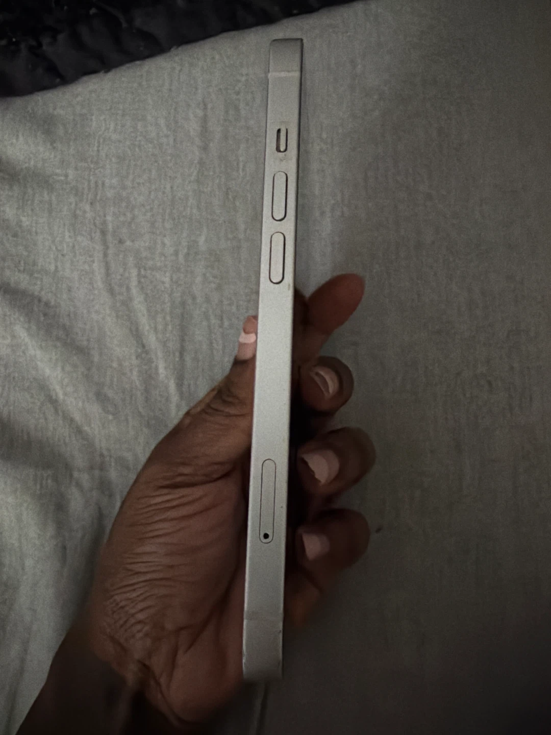Apple iPhone 14 - White - photo 3
