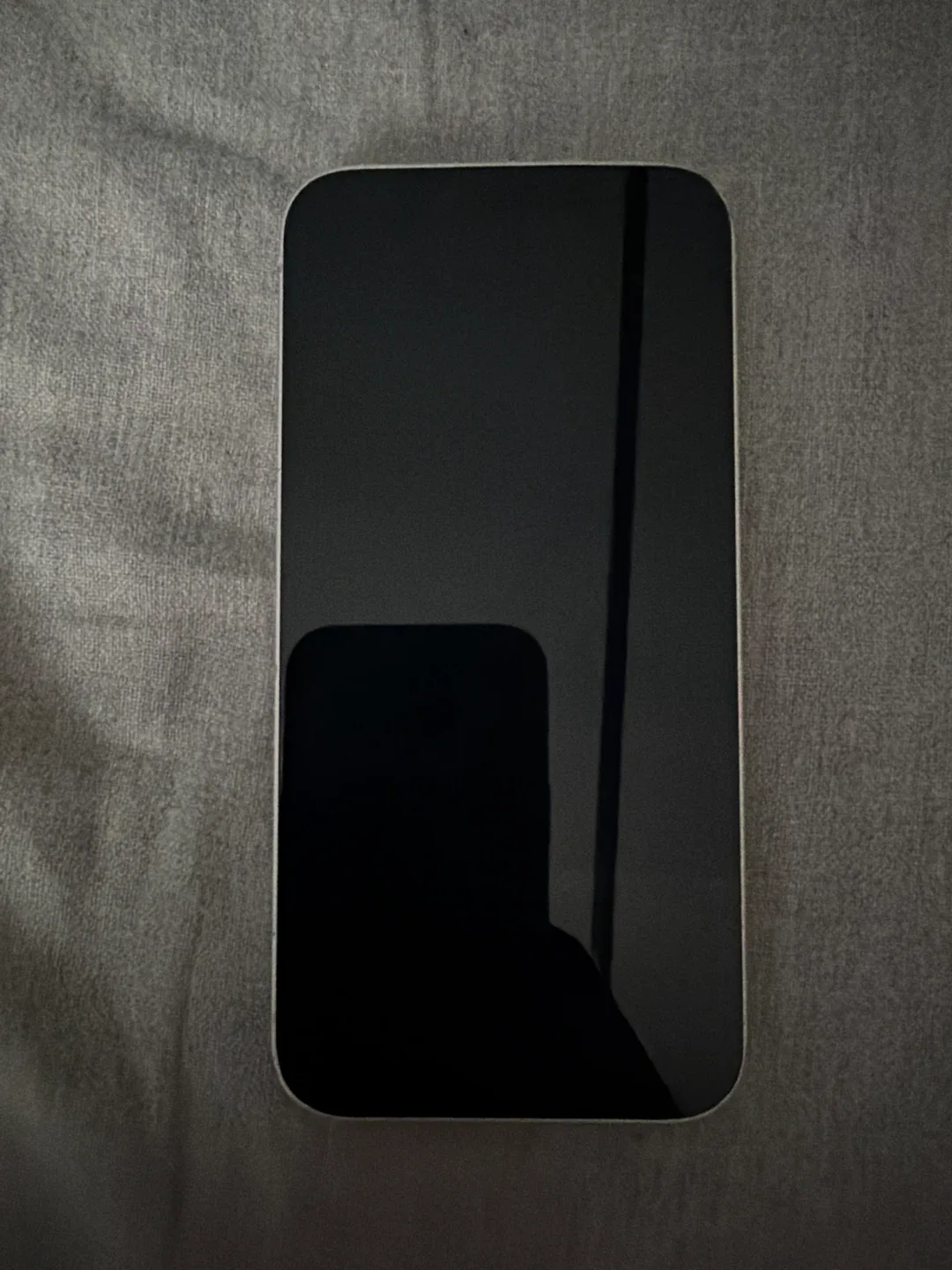 Apple iPhone 14 - White