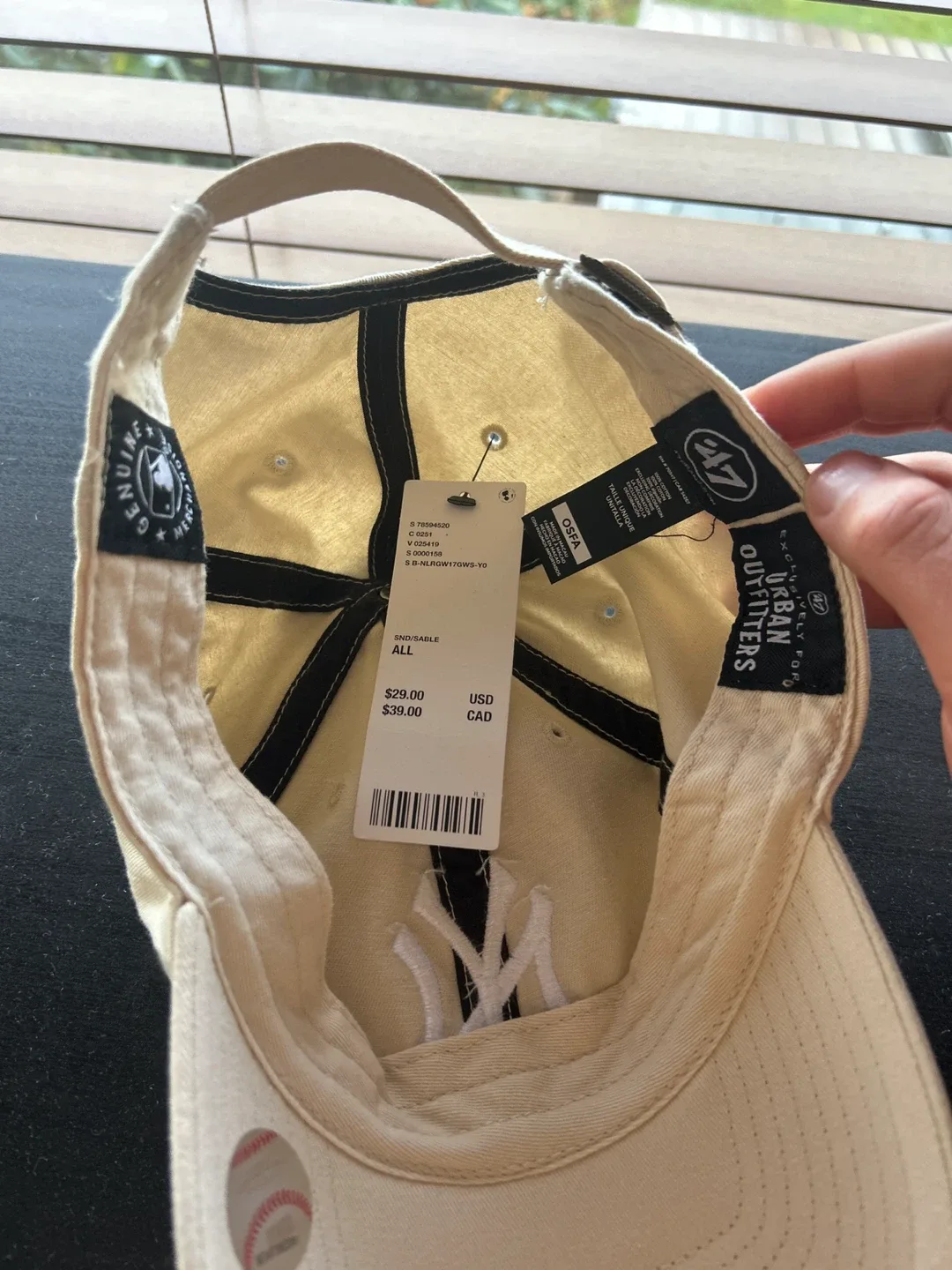 '47 Brand New York Yankees Beige Cap Never Worn image indicator(2)