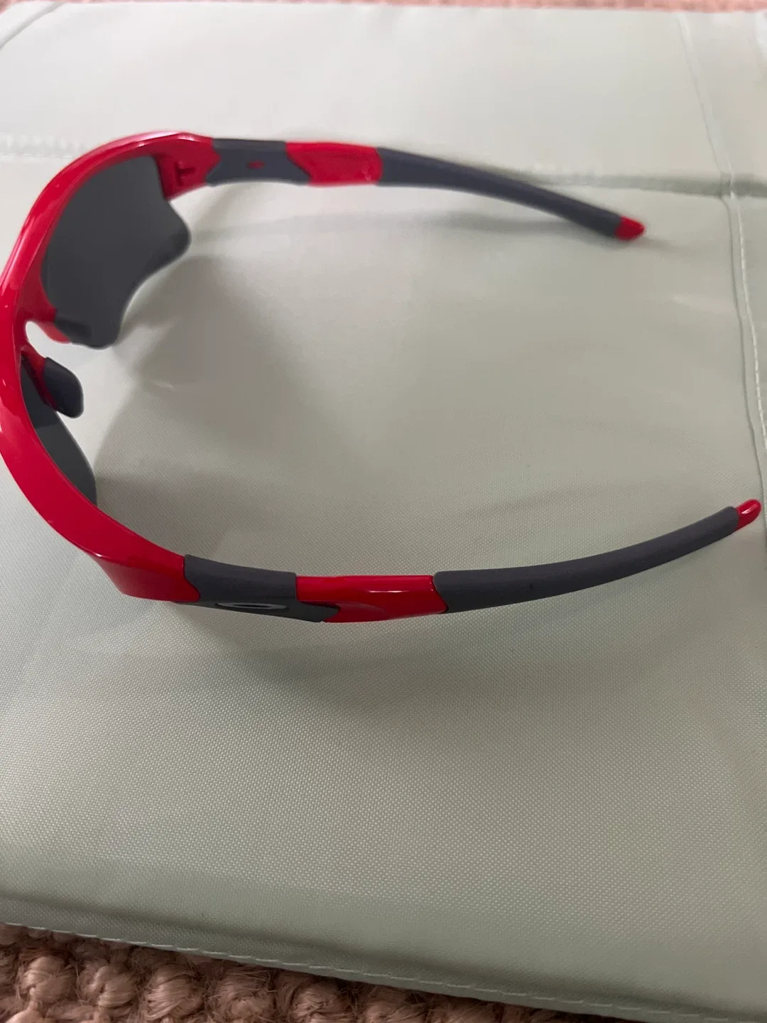 Oakley Sunglasses - Red Frame image indicator(3)
