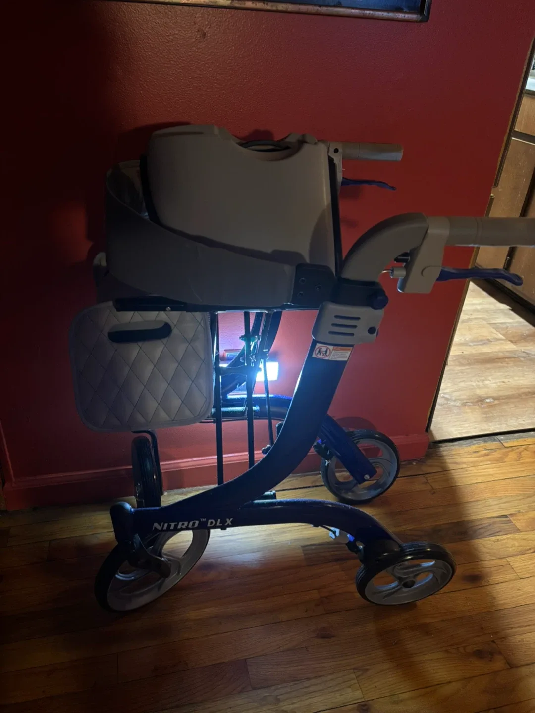 Drive Nitro DLX Euro Style Rollator Walker image indicator(3)