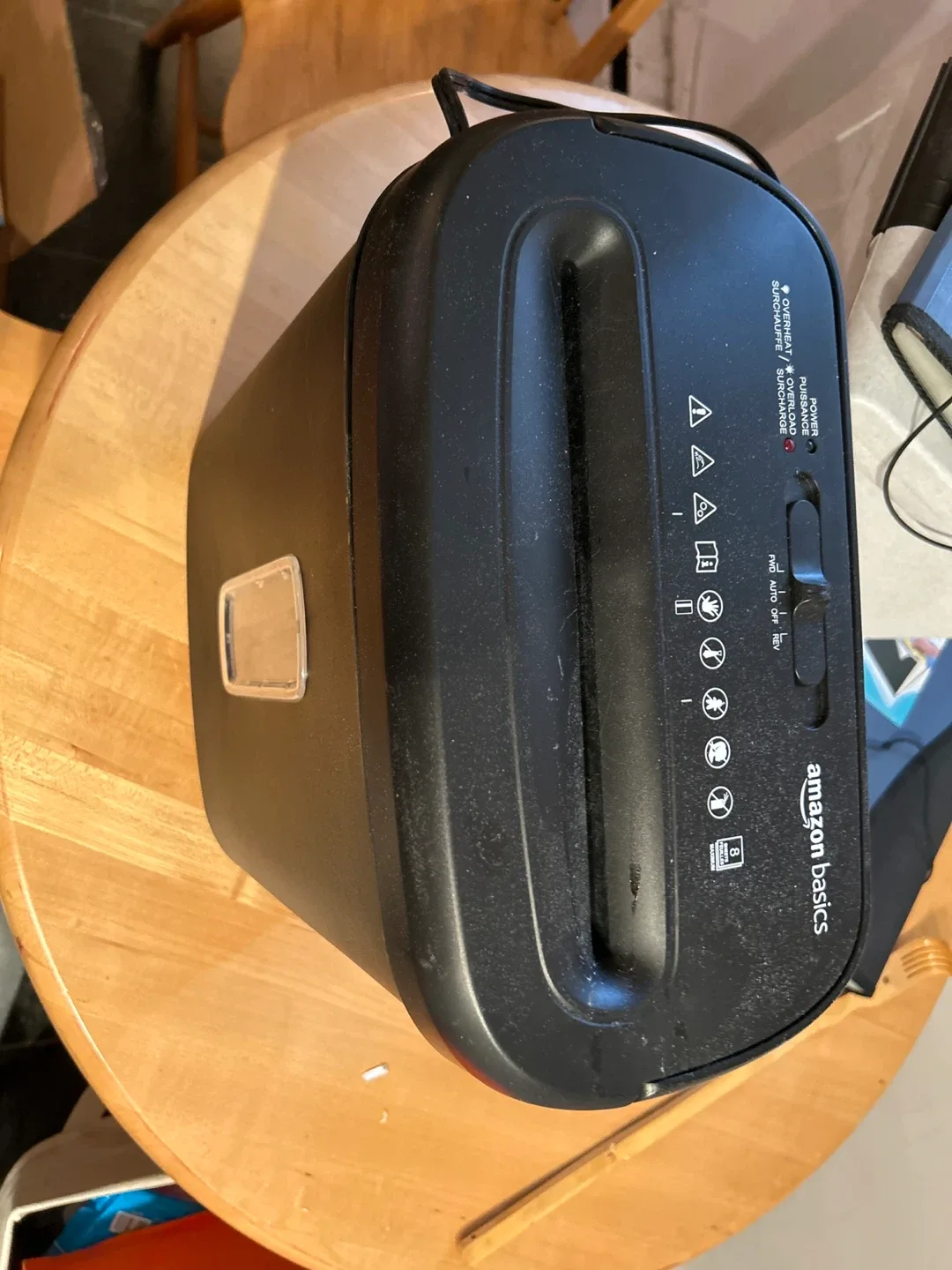 Amazon Basics 8-Sheet Cross-Cut Shredder