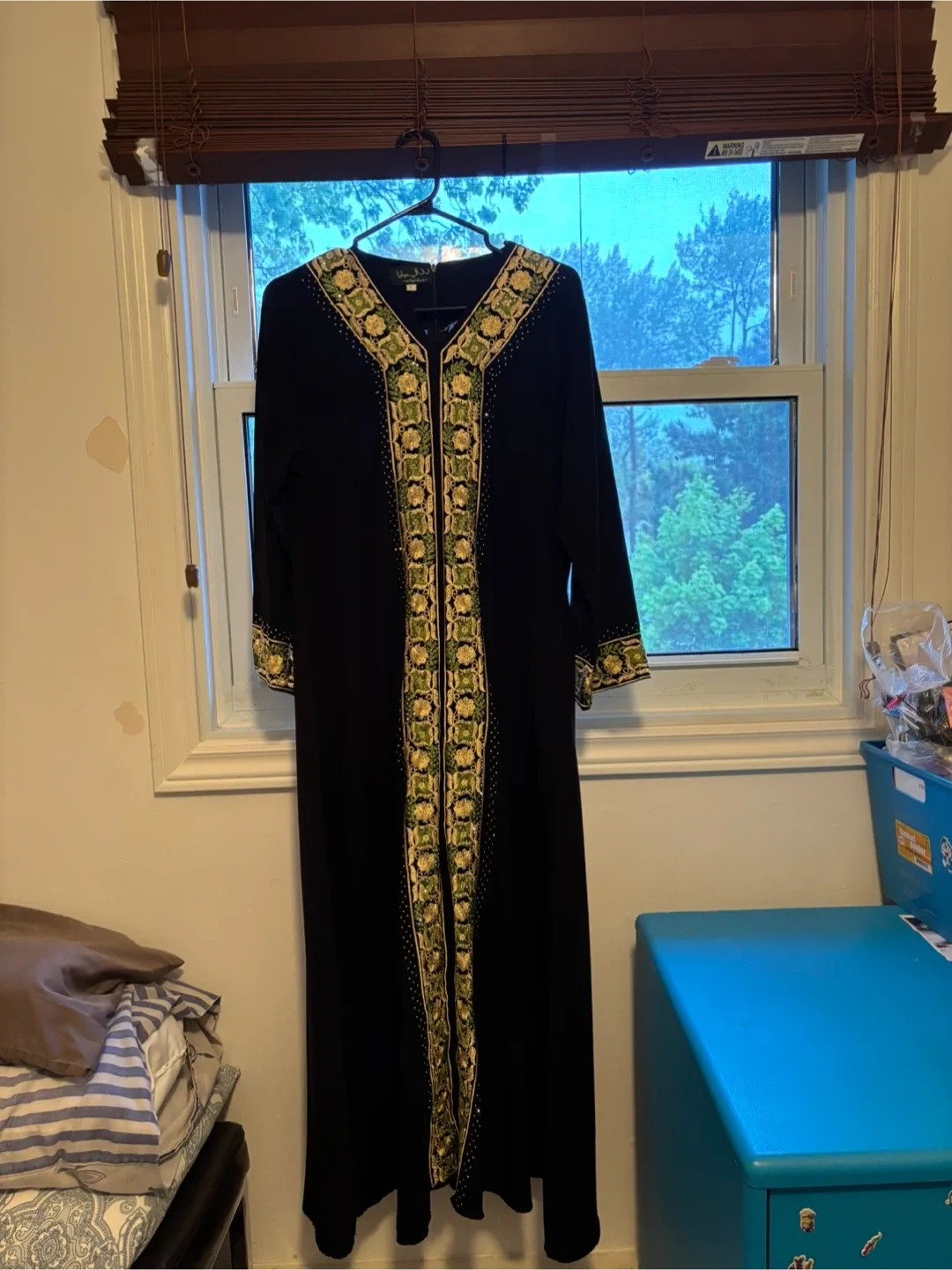 Grafic Black Embroidered Dress image indicator(2)