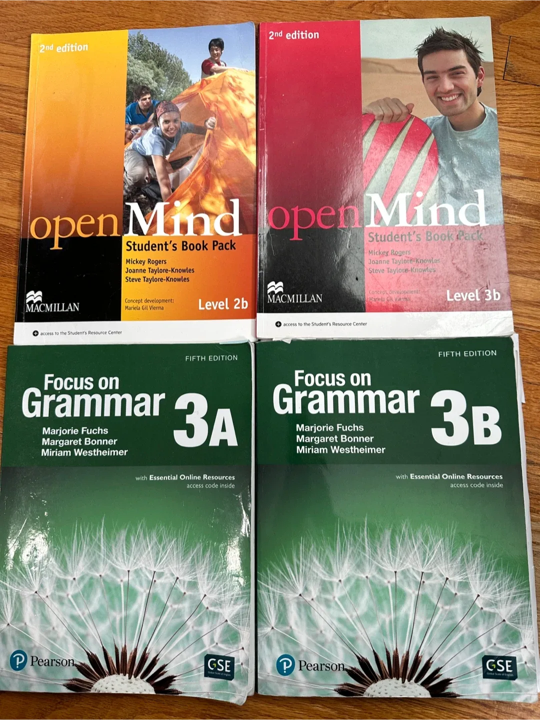 4 Textbooks for English Learning