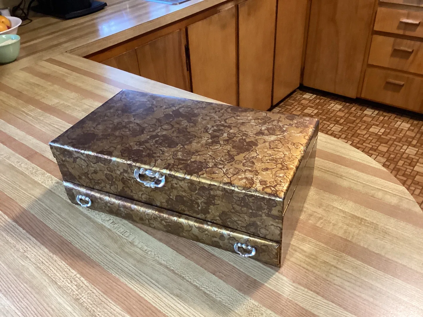 Vintage Floral Jewelry Box image indicator(2)