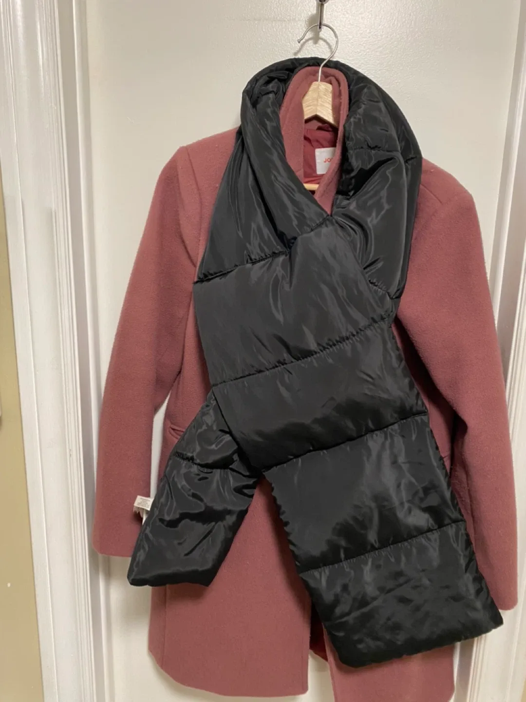 Puffer Scarf - Black