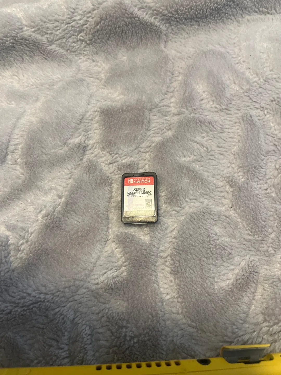 Nintendo Switch Lite (Yellow) + Super Smash Bros Ultimate image indicator(2)