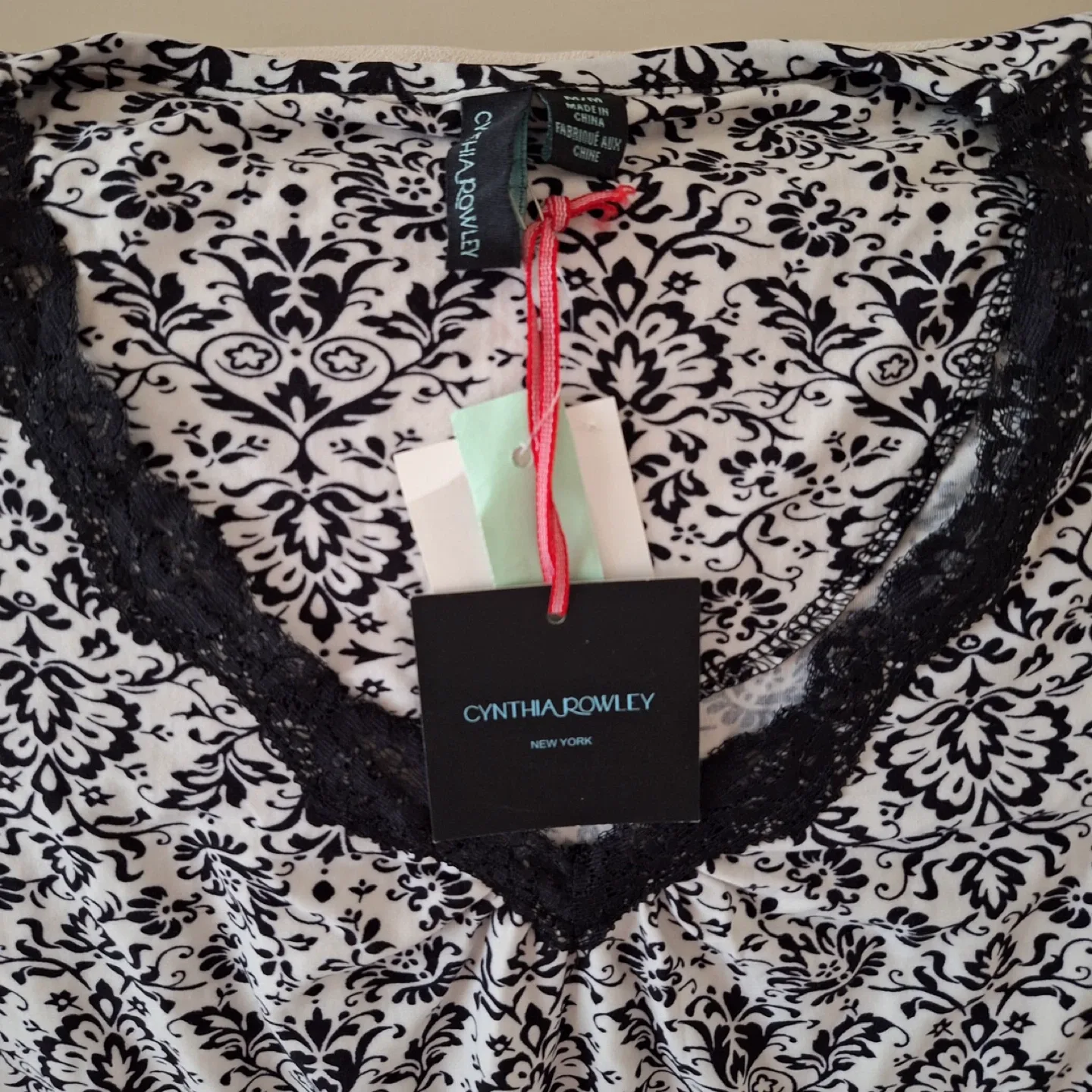 Cynthia Rowley Pajama Set - Size M - New with Tags! image indicator(3)