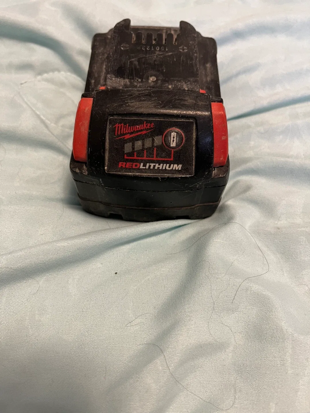 M18 Milwaukee 3.0 AH Battery image indicator(2)