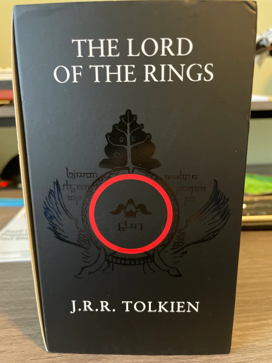 The Lord of the Rings - J.R.R. Tolkien image indicator(2)