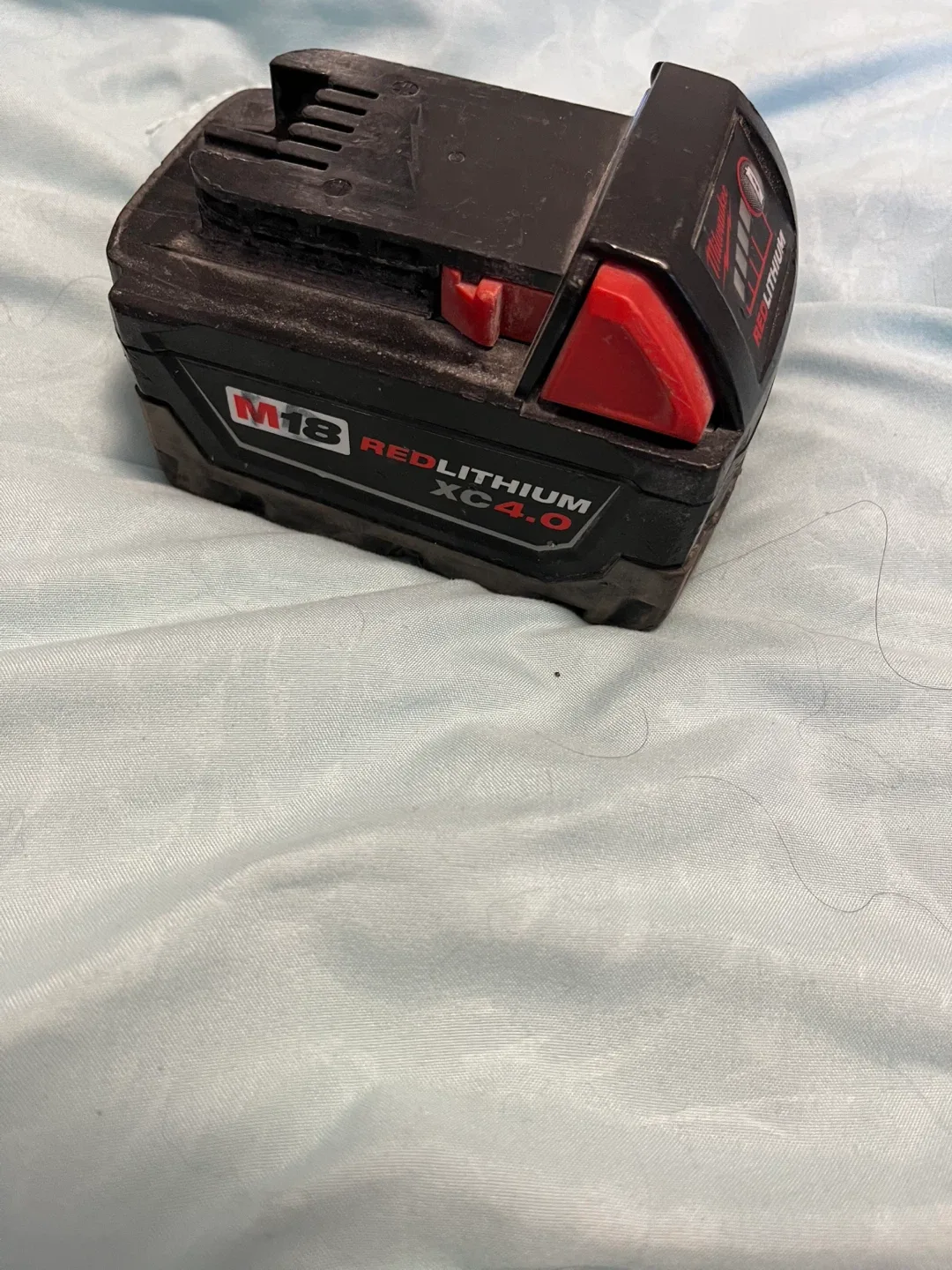 M18 Milwaukee 4.0 AH Batteries. image indicator(3)