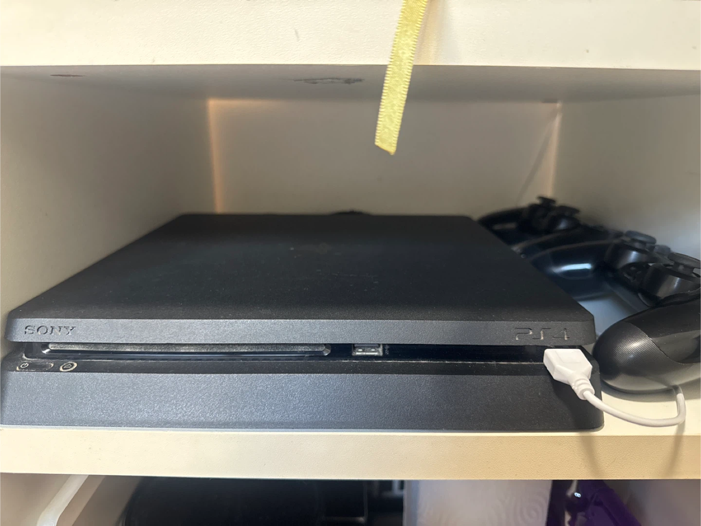 Sony PlayStation 4