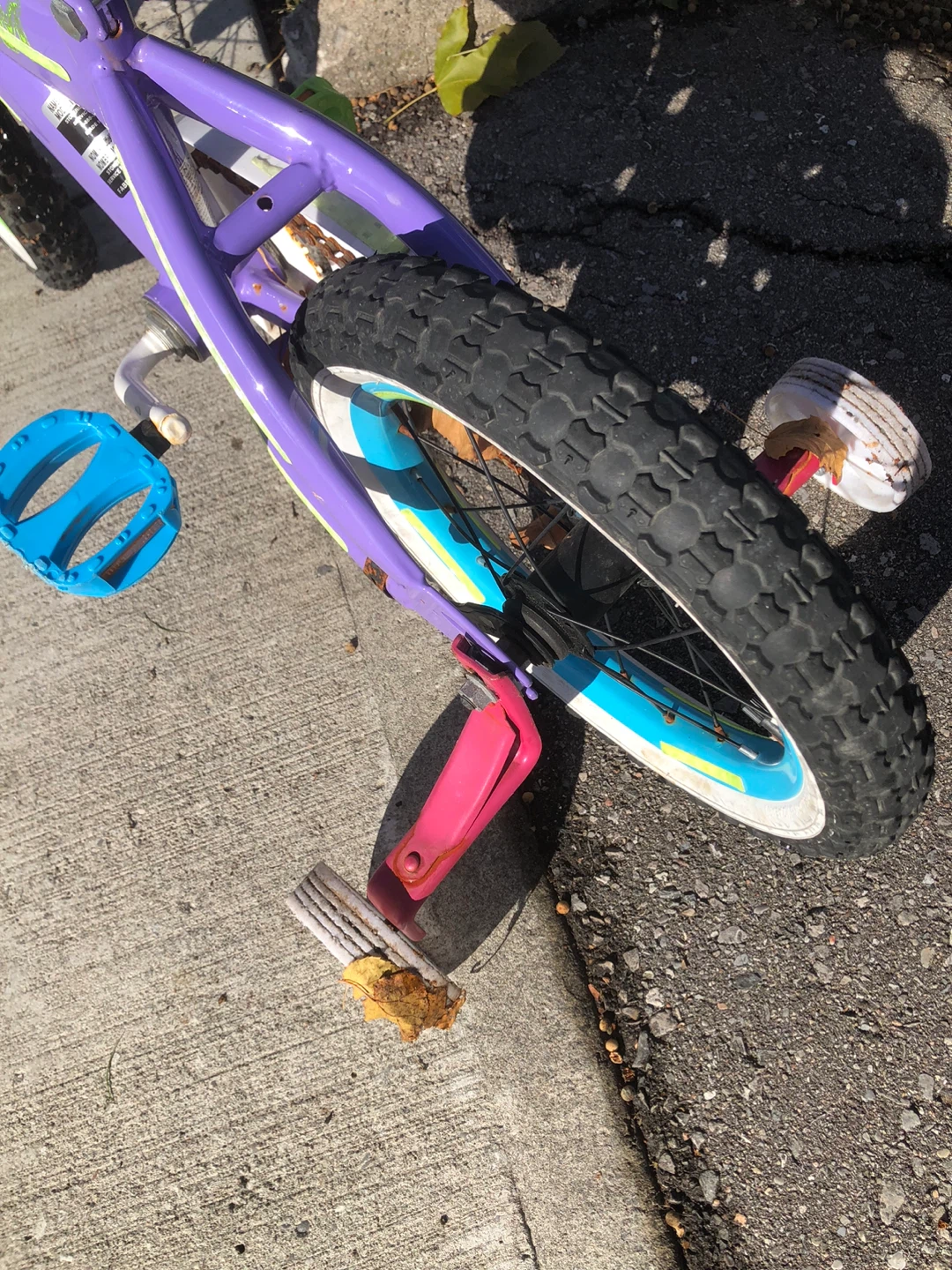 Little Miss Matched Kids' Bike - photo 3