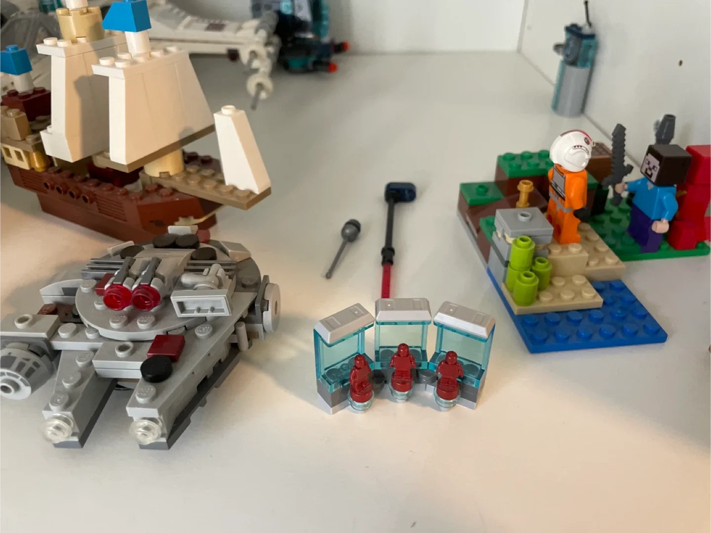 Assorted Lego collection image indicator(4)