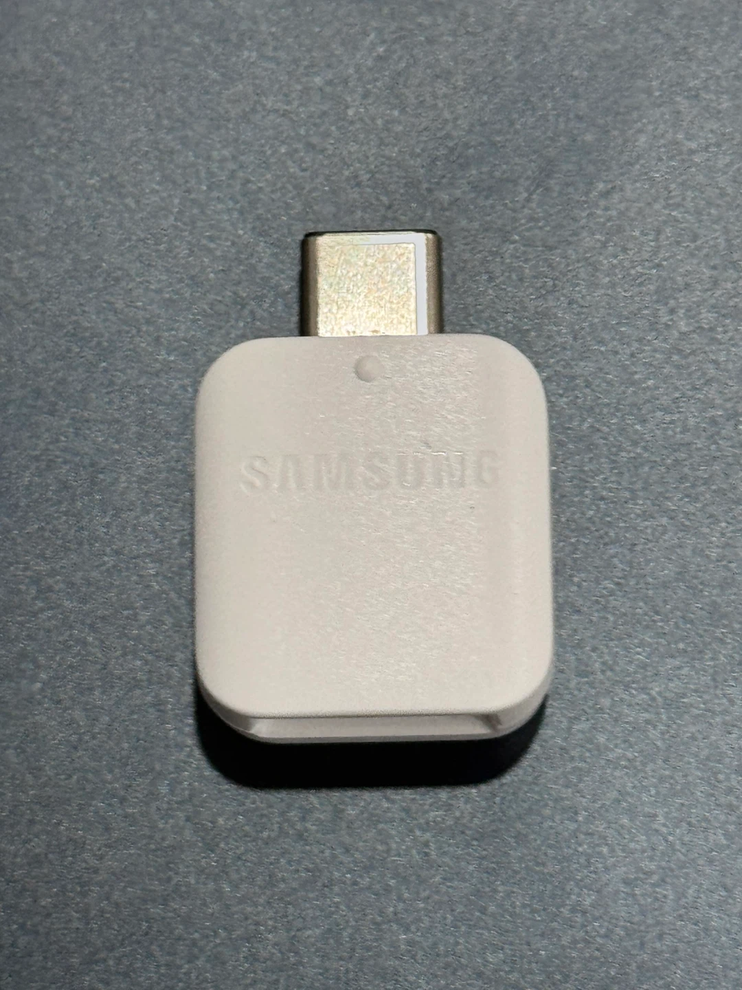Samsung USB to USB C converter - White