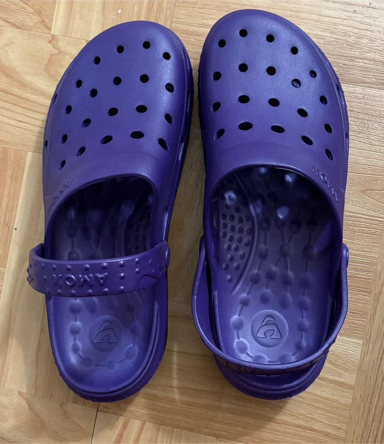 Amoji Purple Clogs - Size 270