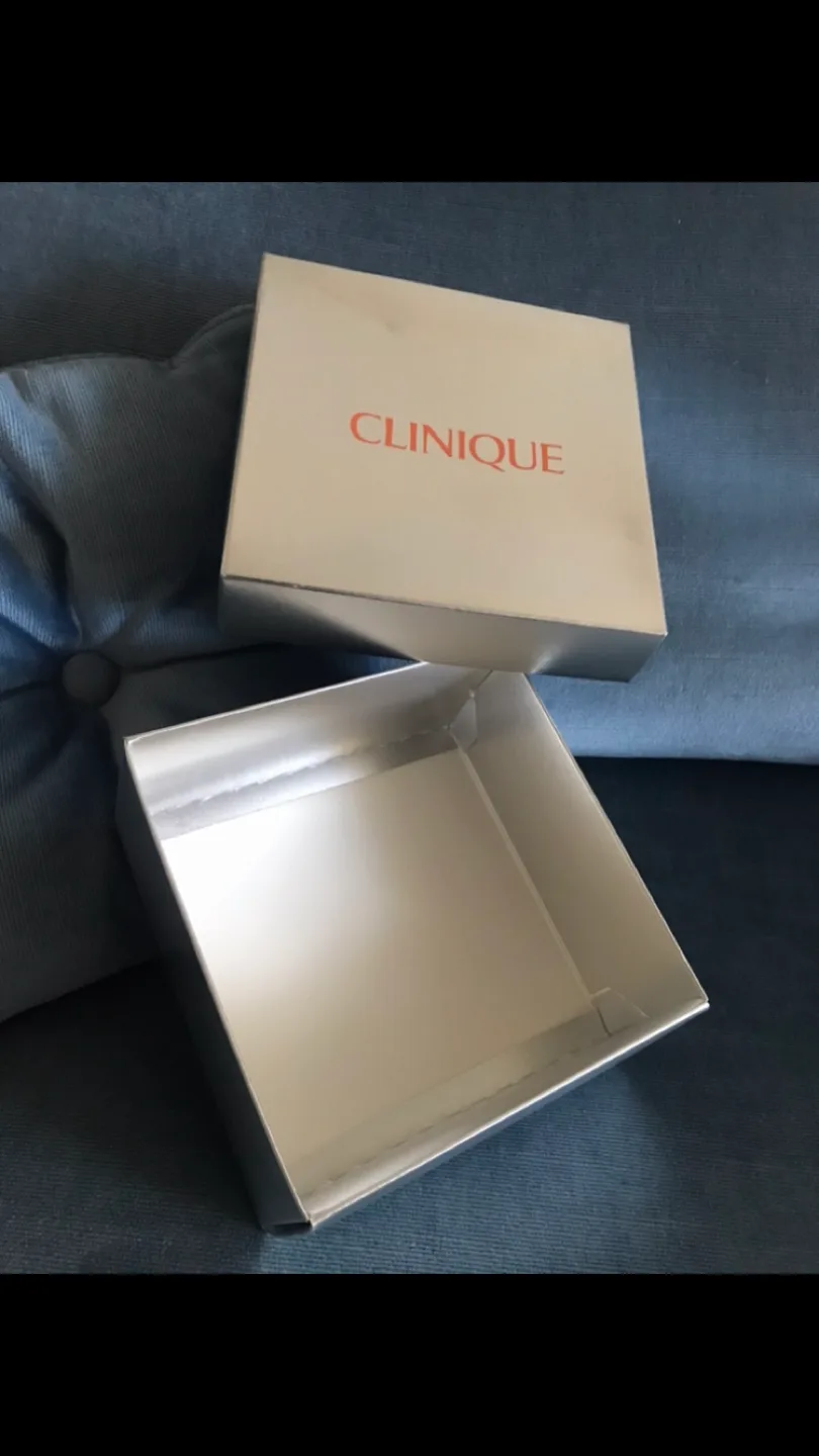 Collection of 5 Beautiful Gift or Holiday Boxes image indicator(7)