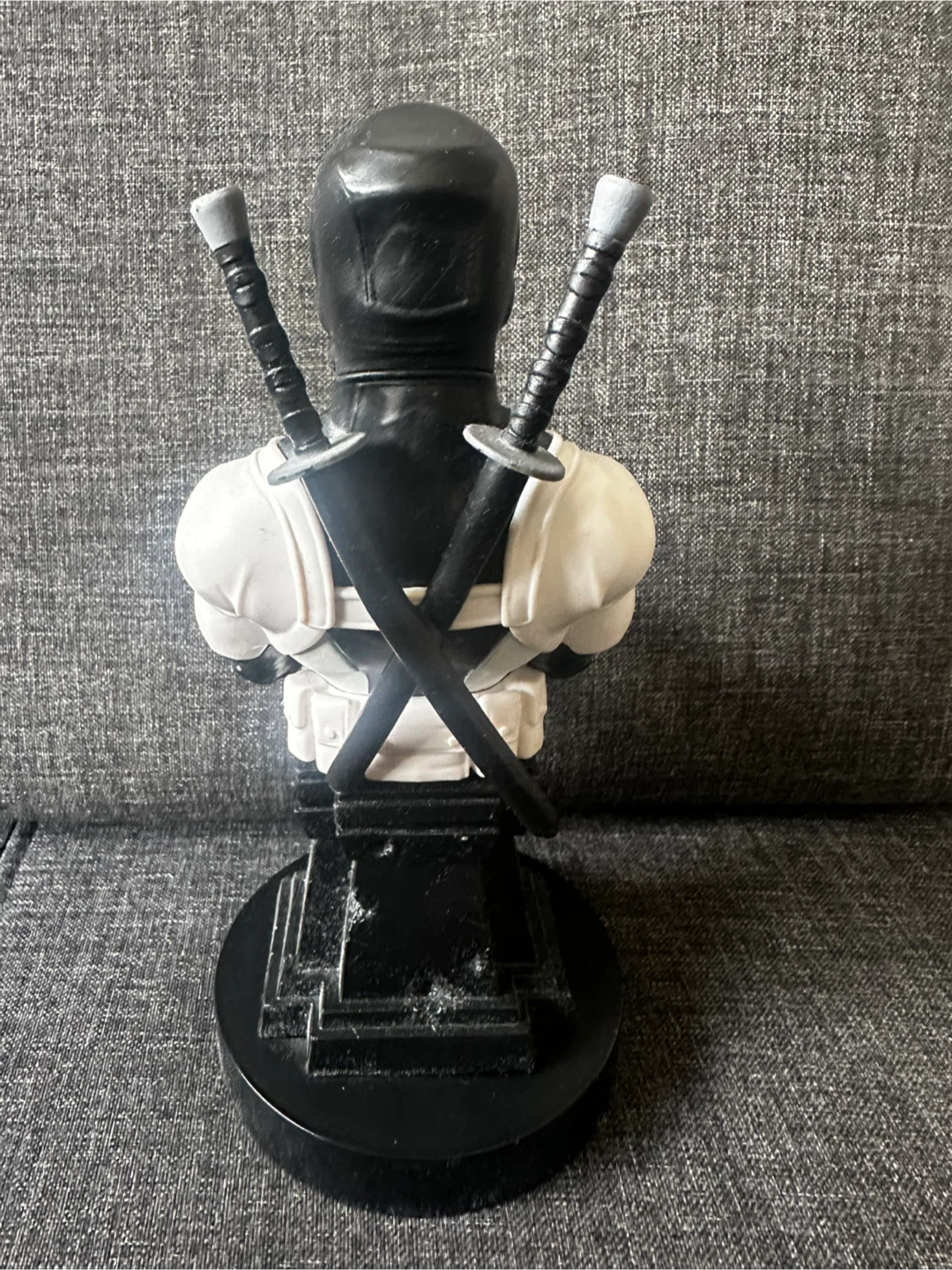 Venom deadpool phone and controller holder - photo 2