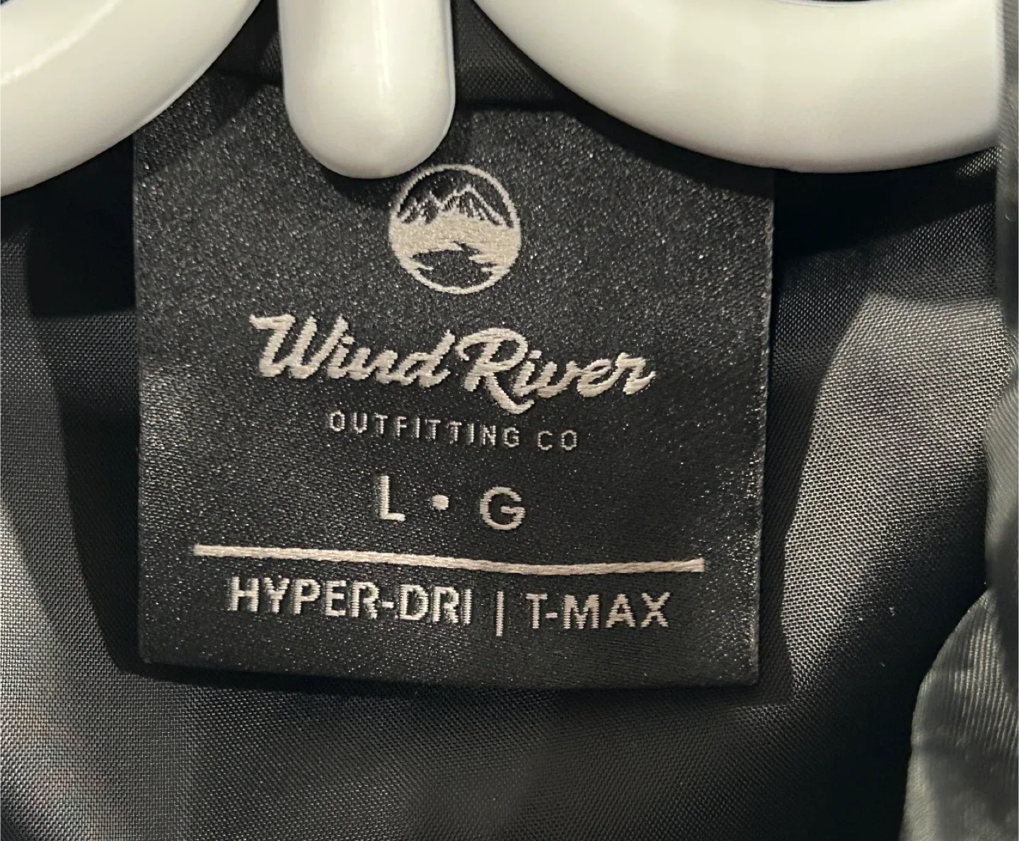 Wind River Black Puffer Vest - Size Large image indicator(5)