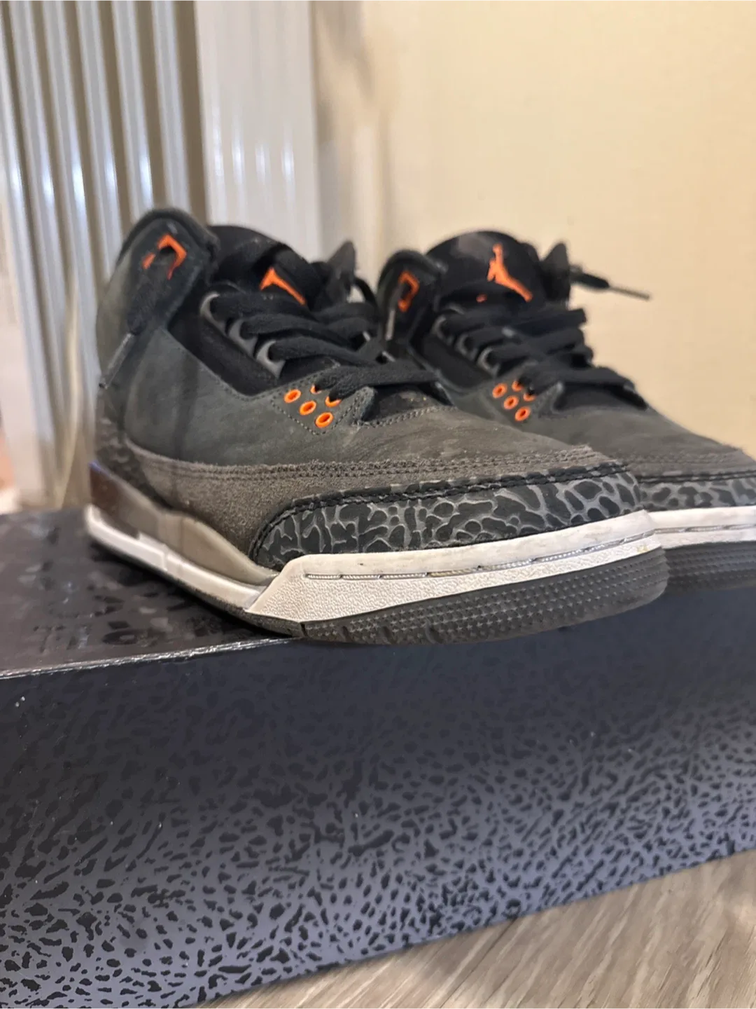 Jordan 3 Retro Black size  7y