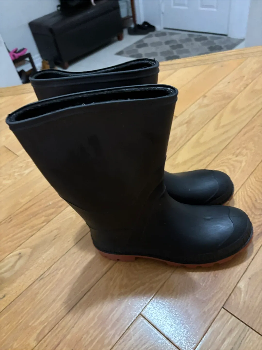 Black Rubber Rain Boots image indicator(2)