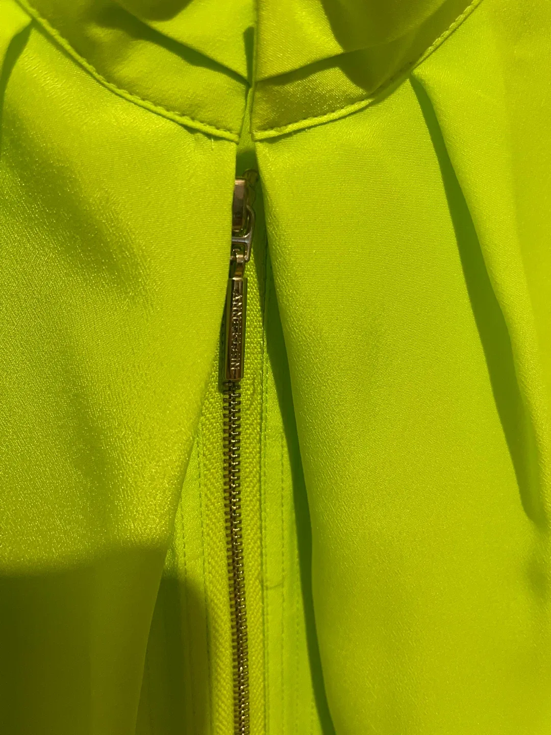 NEW Anne Klein Sleeveless Top - Size S - Neon Green image indicator(5)