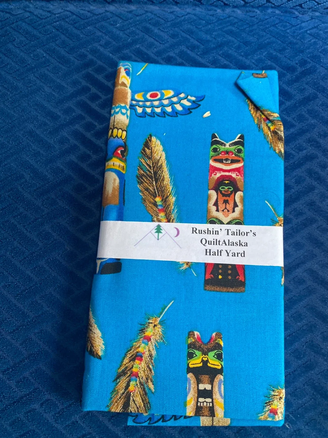 Rushin' Tailor's QuiltAlaska Half Yard Fabric image indicator(2)