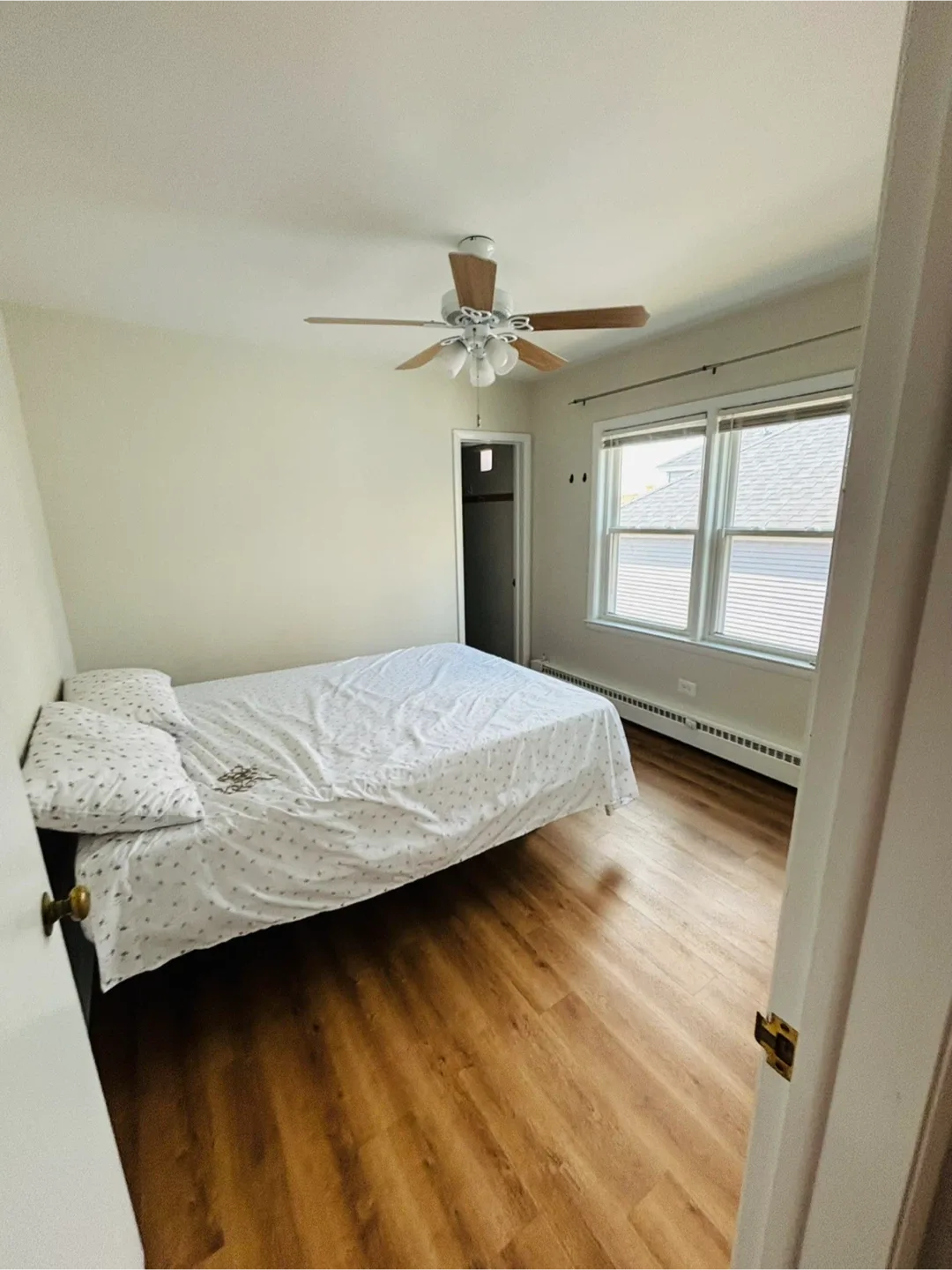 1995.00 Furnished rehab. Month to month image indicator(6)