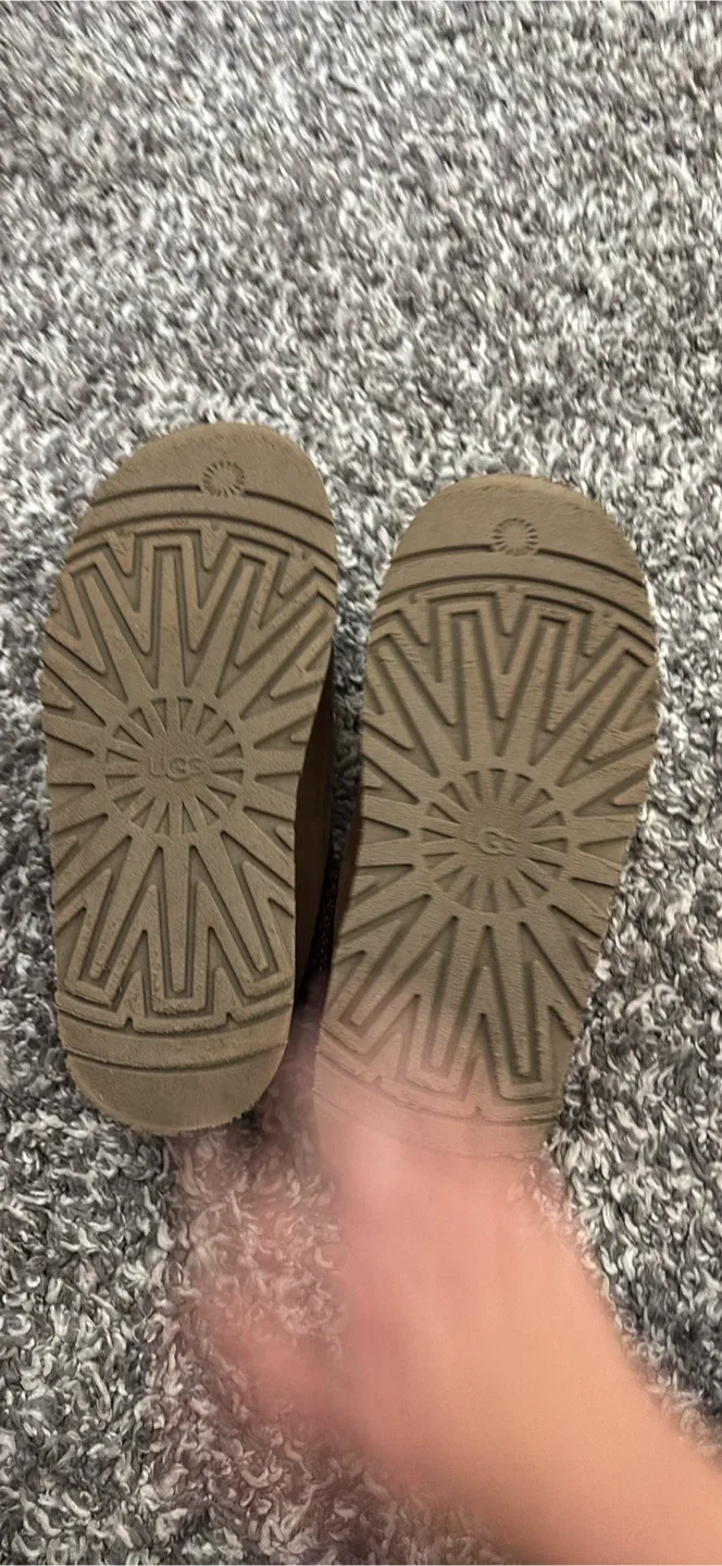 UGG Women's Tasman Slipper - Size 7 image indicator(3)