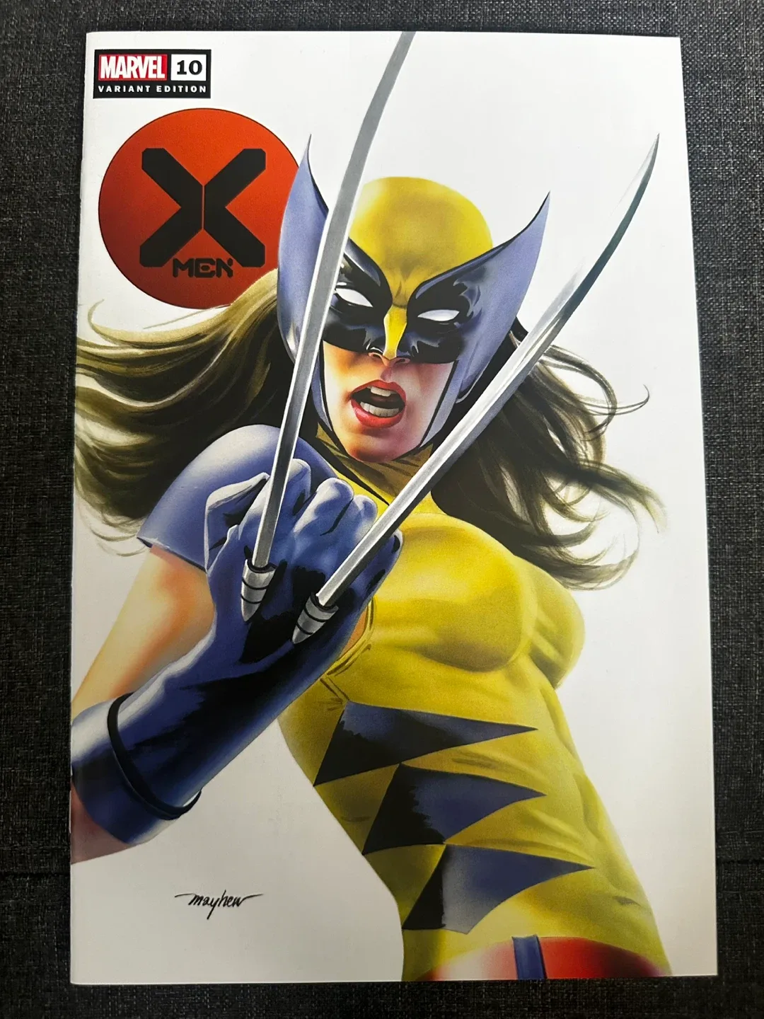 X-MEN #10 Mike Mayhew Exclusive X-23 Trade Variant image indicator(2)